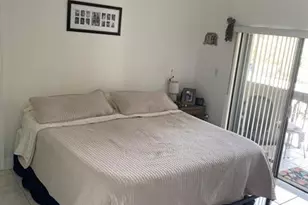 2645 NE 164th St, North Miami Beach, FL 33160 - Photo 8