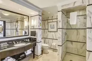 4391 Collins Ave, Miami Beach, FL 33140 - Photo 10