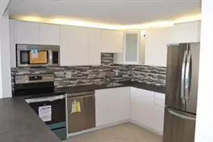 13499 Biscayne Blvd, North Miami, FL 33181 - Photo 2