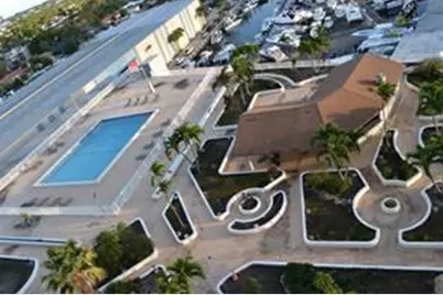 13499  Biscayne Blvd, Unit #1106, North Miami, FL 33181 - Photo 10