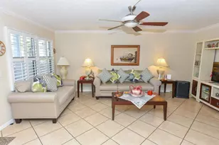 1022 Newport H, Deerfield Beach, FL 33442 - Photo 8