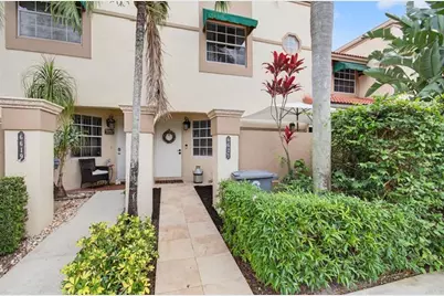 6621 Via Regina #6621, Boca Raton, FL 33433 - Photo 2