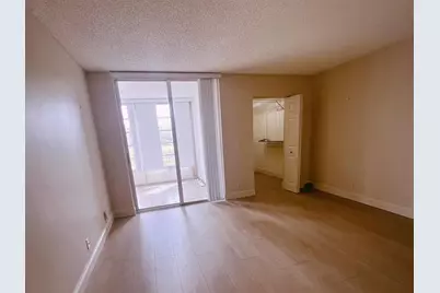 370 NW 76th Ave, Unit #202, Margate, FL 33063 - Photo 10