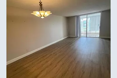 370 NW 76th Ave, Unit #202, Margate, FL 33063 - Photo 6