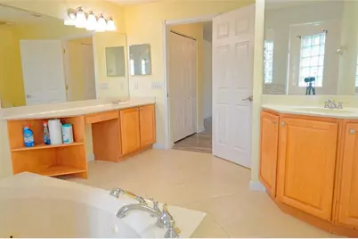 781 SW Dolores Avenue, Port Saint Lucie, FL 34983 - Photo 22