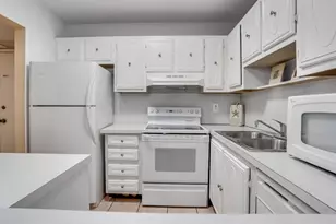 253 S Cypress Rd, Pompano Beach, FL 33060 - Photo 6