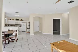 100 Jacaranda Country Club Dr, Plantation, FL 33324 - Photo 6