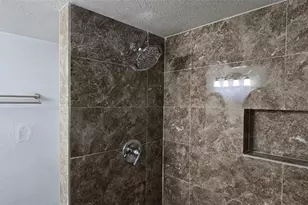 8951 N New River Canal Rd, Plantation, FL 33324 - Photo 10