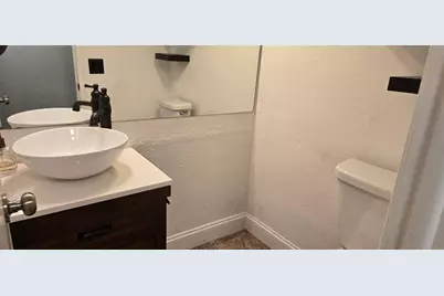 8951 N New River Canal Rd, Unit #1B, Plantation, FL 33324 - Photo 14