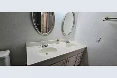 8951 N New River Canal Rd, Unit #1B, Plantation, FL 33324 - Photo 12