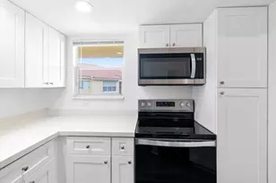 12950 Vista Isles Dr, Plantation, FL 33325 - Photo 6