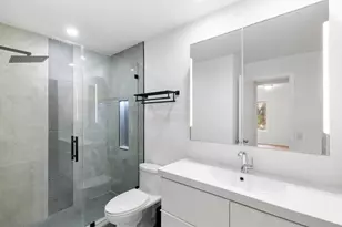 12950 Vista Isles Dr, Plantation, FL 33325 - Photo 12