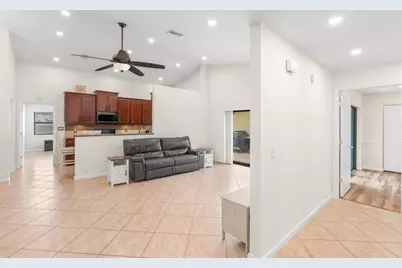 9106 SW 22nd St, Unit #D, Boca Raton, FL 33428 - Photo 12