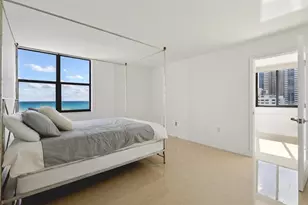 6450 Collins Ave, Miami Beach, FL 33141 - Photo 24