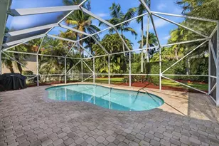 2444 Greenbrier Ct, Weston, FL 33327 - Photo 2
