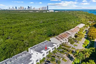 2477 NE 135th St, North Miami, FL 33181 - Photo 34