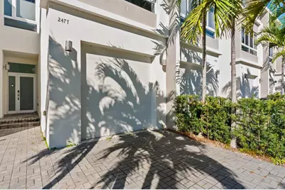 2477 NE 135th Street, North Miami, FL 33181 - Photo 2