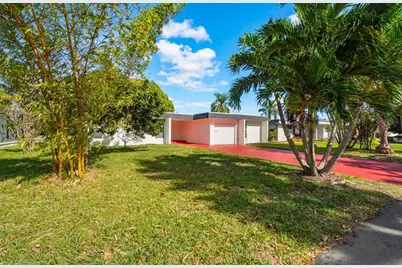 7007 NW 64th St, Tamarac, FL 33321 - Photo 6