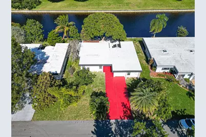 7007 NW 64th St, Tamarac, FL 33321 - Photo 2