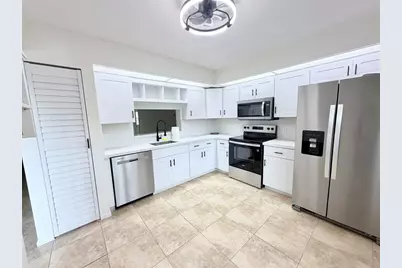 1110 SW 125th Ave, Unit #208 M, Pembroke Pines, FL 33027 - Photo 2