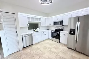 1110 SW 125th Ave Unit #208 M, Pembroke Pines, FL 33027 - Photo 2