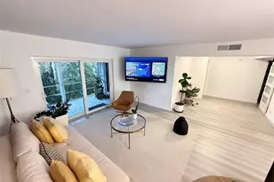 10 SE 13th St, Boca Raton, FL 33432 - Photo 16