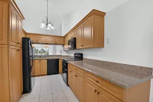 12239 Forest Greens Dr, Boynton Beach, FL 33437 - Photo 10