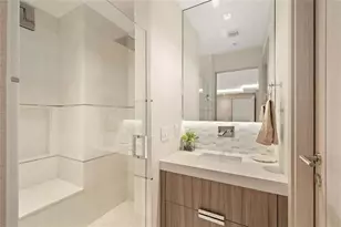 17301 Biscayne Blvd Unit #Ph 7, Aventura, FL 33160 - Photo 24