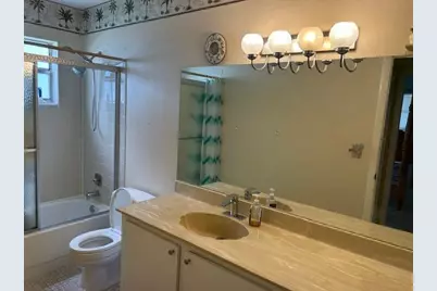 4210  Lucerne Villas Ln, Lake Worth, FL 33467 - Photo 10