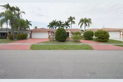1261  Rodman St, Hollywood, FL 33019 - Photo 2