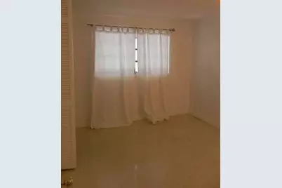 819 N Highland Dr, Hollywood, FL 33021 - Photo 16