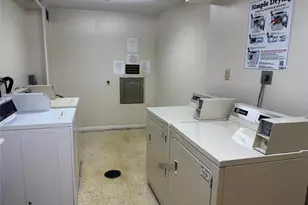 9300 SW 8th St, Boca Raton, FL 33428 - Photo 12