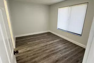 1401 NE 57th Pl, Fort Lauderdale, FL 33334 - Photo 8