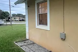 3401 NW 5th Pl, Lauderhill, FL 33311 - Photo 4