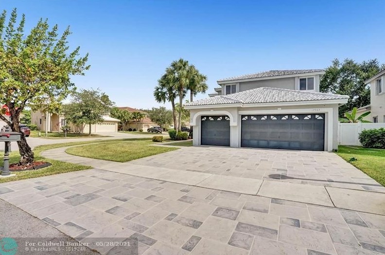 17963 Sw 2nd St, Hollywood, FL 33029