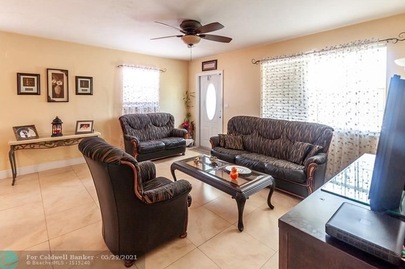 1130 71st Ter, Hollywood, FL 33024-5550