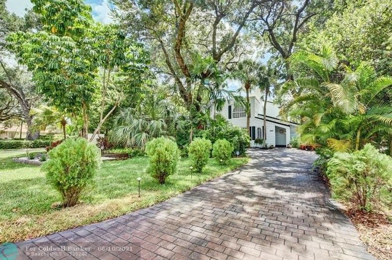 20890 Hamaca Ct, Boca Raton, FL 33433-2716