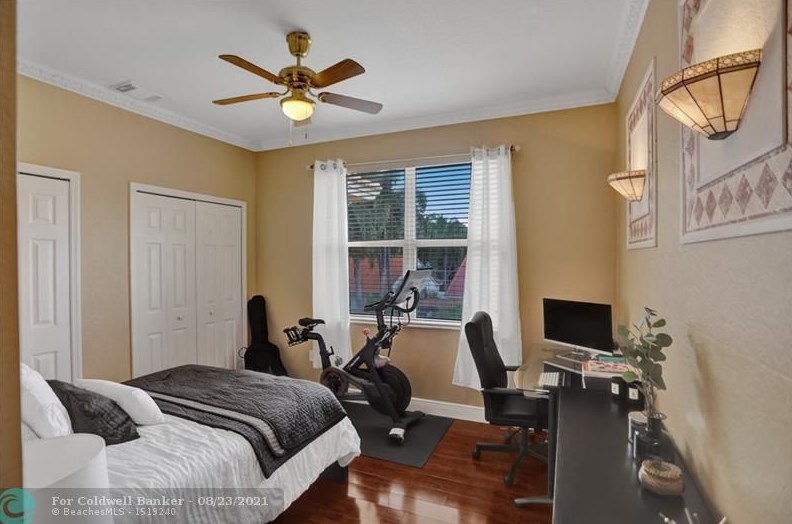 13451 21st St, Hollywood FL  33027-2671 exterior