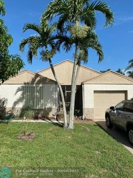 10 Caston Way, Boynton Beach, FL 33426-7607