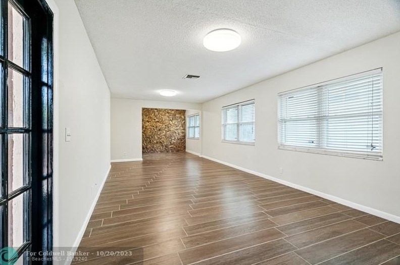 2095 24th Cir, Boynton Beach, FL 33426-6578