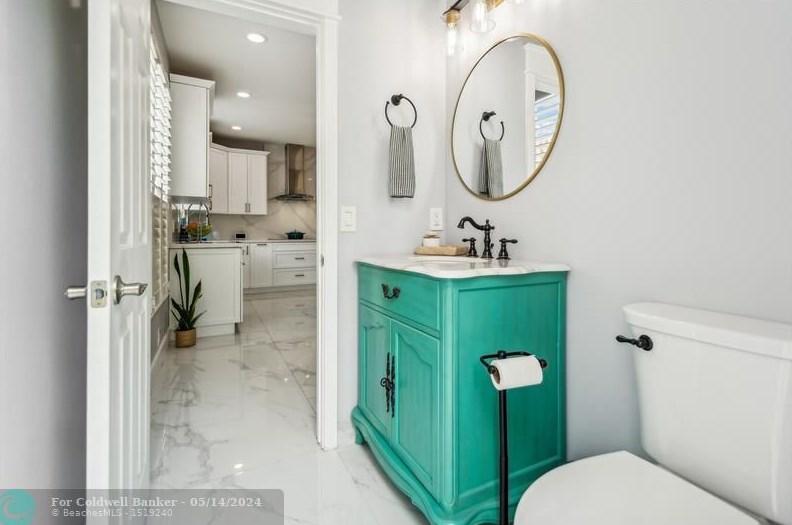 952 191 Ave, Hollywood FL 33029-5373 exterior