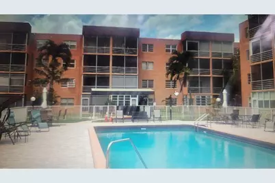 3048 E Sunrise Lakes Dr, Unit #217, Sunrise, FL 33322 - Photo 8