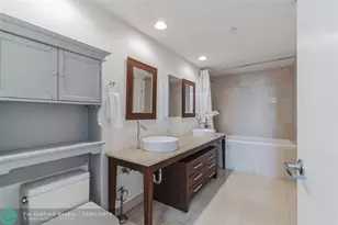 475 Brickell Ave, Miami, FL 33131 - Photo 14