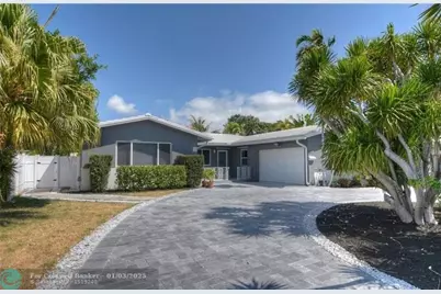 1819 NE 26th Dr, Wilton Manors, FL 33306 - Photo 1