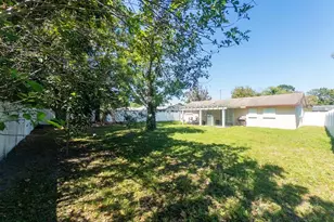 3205 Hibiscus, Fort Pierce, FL 34947 - Photo 14