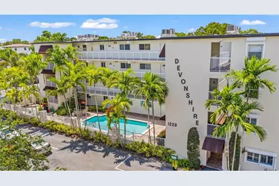 1220 NE 3rd St, Unit #205, Fort Lauderdale, FL 33301 - Photo 2