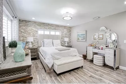 2080 NE 26th St, Lighthouse Point, FL 33064 - Photo 20