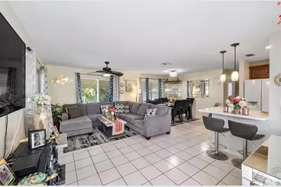 410 SW Natura Ave, Deerfield Beach, FL 33441 - Photo 6