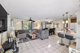 410 SW Natura Ave, Deerfield Beach, FL 33441 - Photo 6
