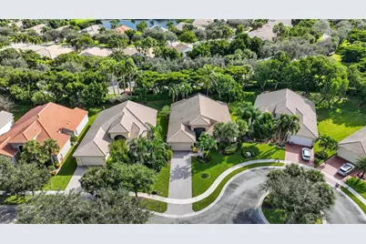 8871  Majorca Bay Dr, Lake Worth, FL 33467 - Photo 2